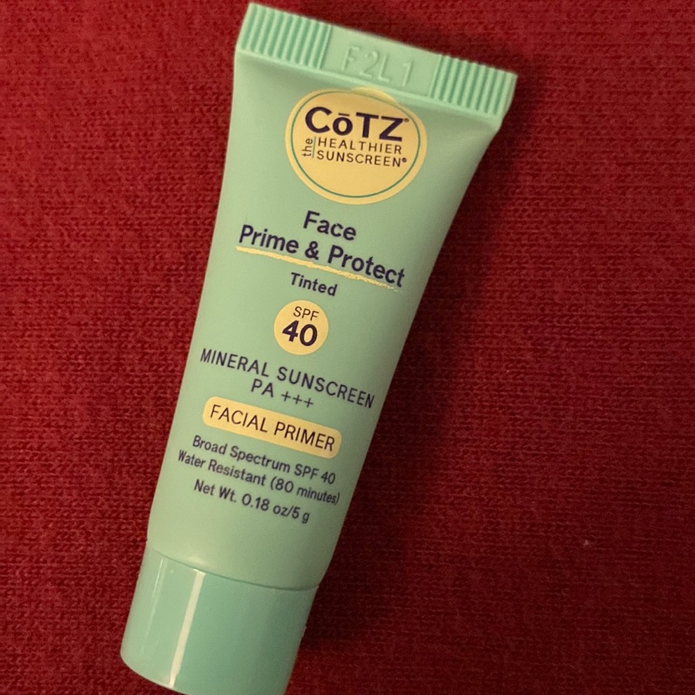 Brand New Cotz Face prime and protect tinted mineral sunscreen